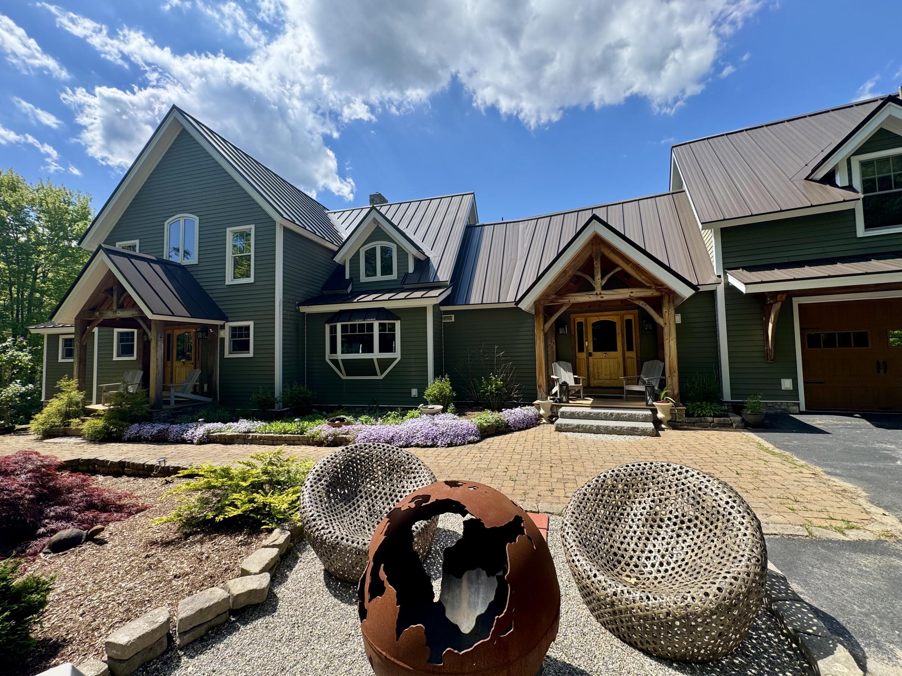 81 Hillside Lane Sweden ME 04040