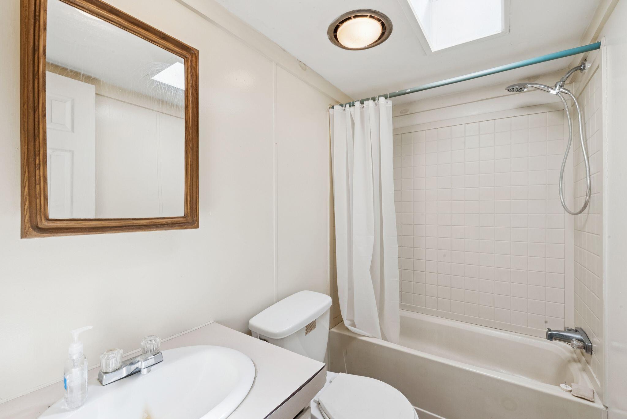 205 Rabbit Valley Road Oxford ME 04270