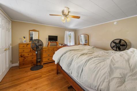210 Billings Road Hermon ME 04401