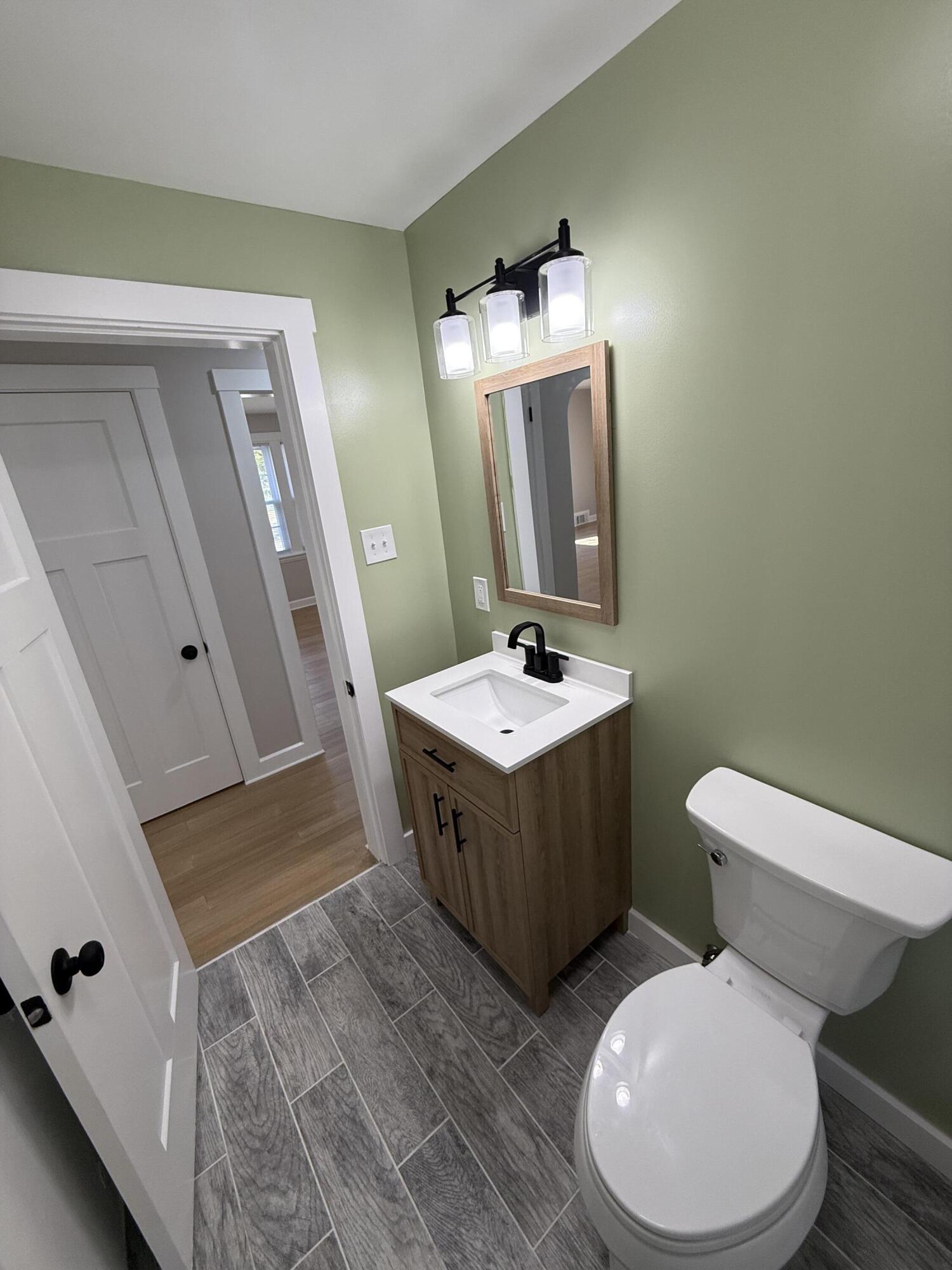 17 Sandy Terrace Portland ME 04102