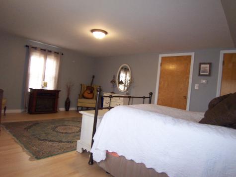 22 Columbia Street Lewiston ME 04240