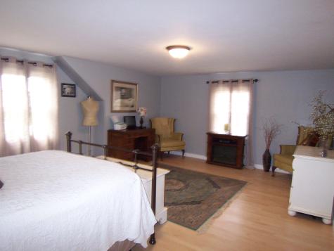 22 Columbia Street Lewiston ME 04240