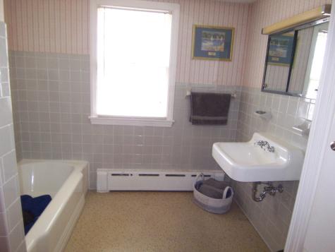 22 Columbia Street Lewiston ME 04240