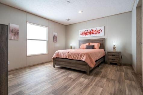 19 Gunners Way Dresden ME 04342