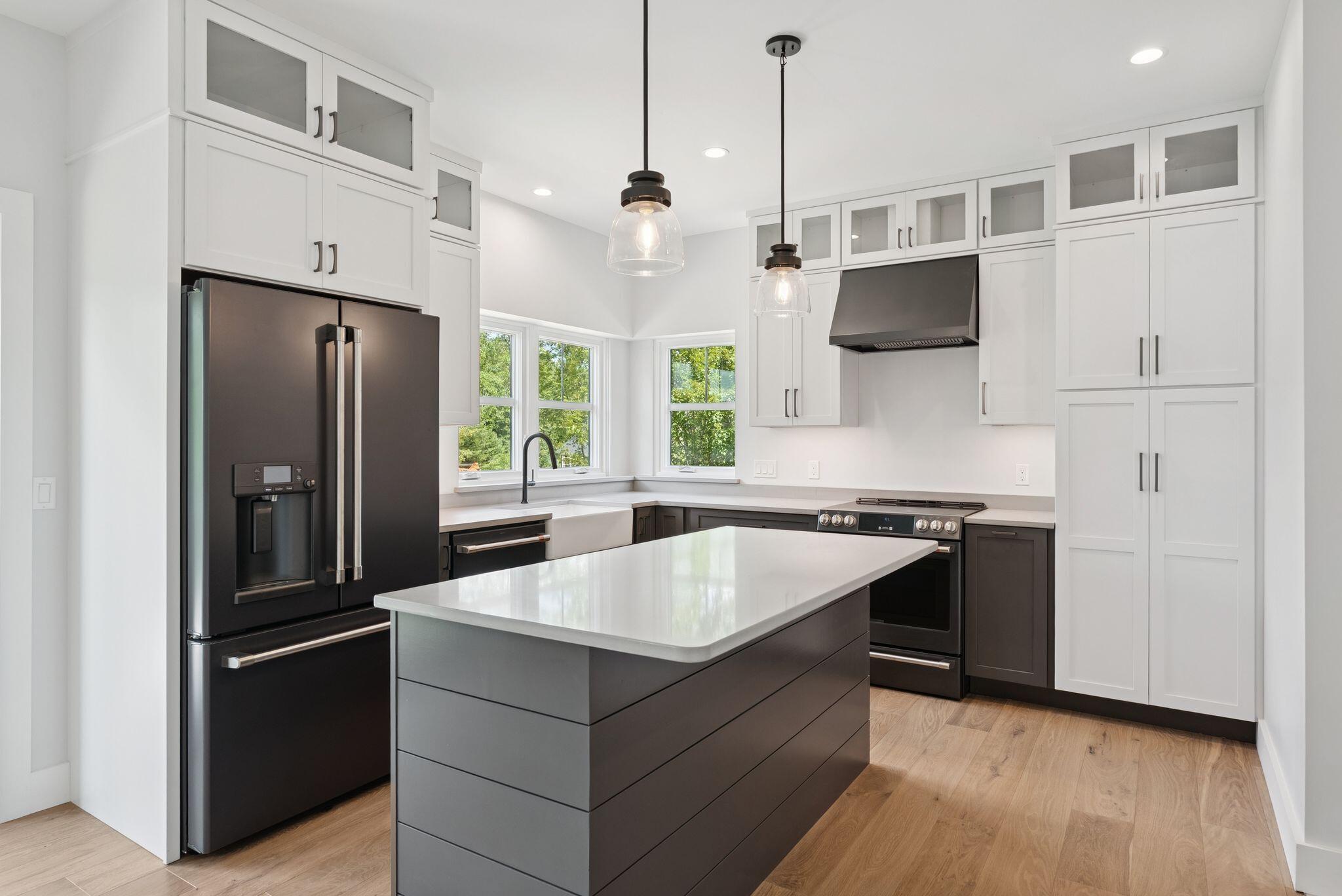 43 Rose Douglas Lane Brunswick ME 04011