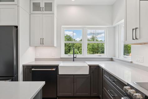 43 Rose Douglas Lane Brunswick ME 04011