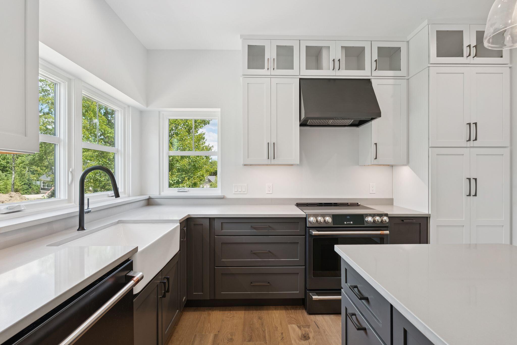 43 Rose Douglas Lane Brunswick ME 04011