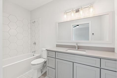 43 Rose Douglas Lane Brunswick ME 04011