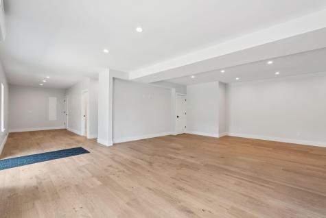 43 Rose Douglas Lane Brunswick ME 04011