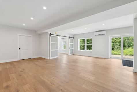 43 Rose Douglas Lane Brunswick ME 04011