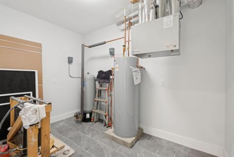 43 Rose Douglas Lane Brunswick ME 04011