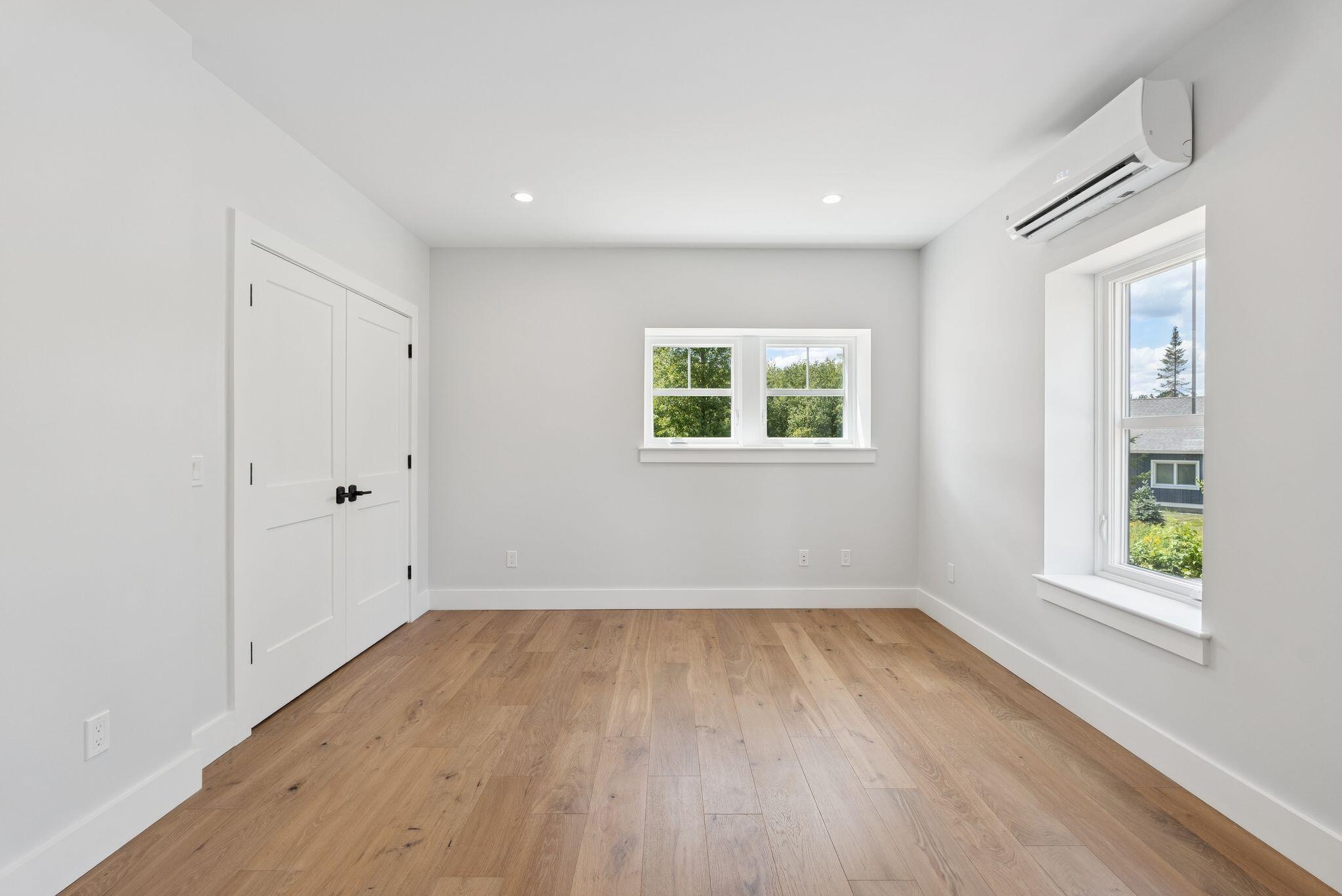 43 Rose Douglas Lane Brunswick ME 04011