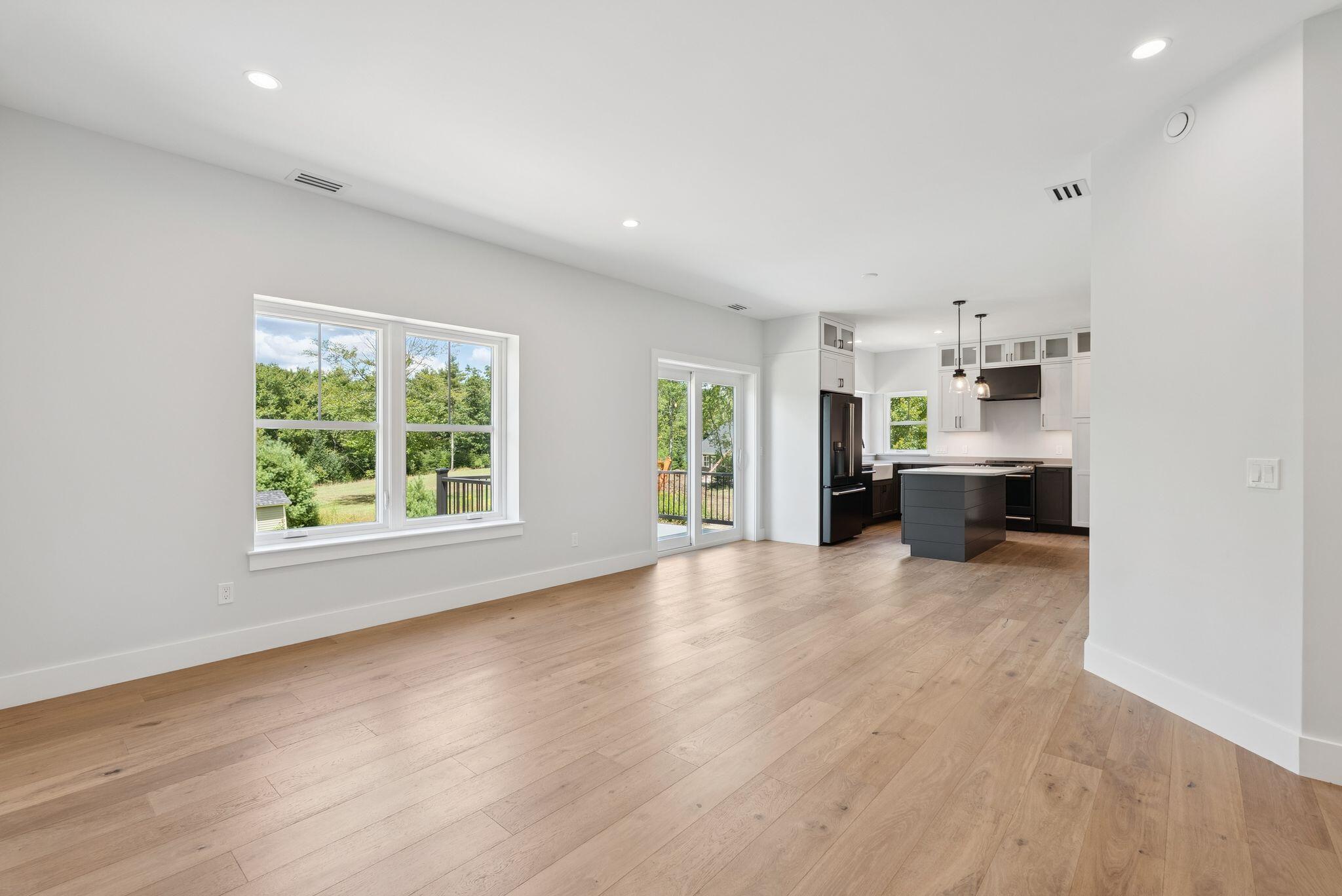 43 Rose Douglas Lane Brunswick ME 04011