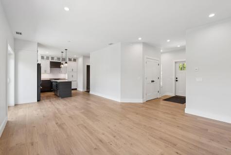 43 Rose Douglas Lane Brunswick ME 04011