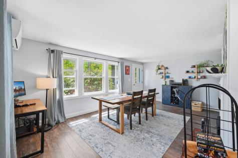 77 Lunt Road Falmouth ME 04105