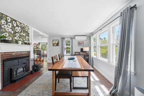 77 Lunt Road Falmouth ME 04105