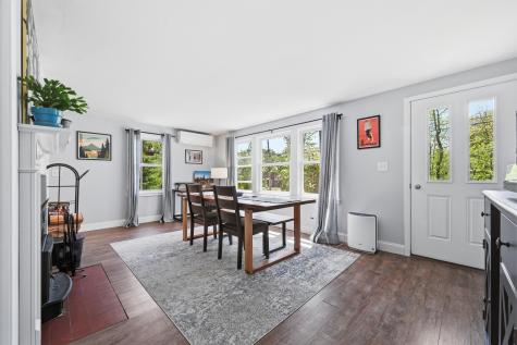 77 Lunt Road Falmouth ME 04105