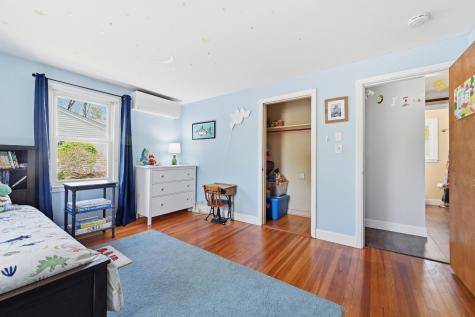 77 Lunt Road Falmouth ME 04105