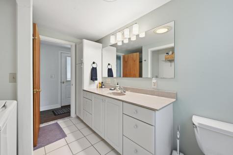 77 Lunt Road Falmouth ME 04105