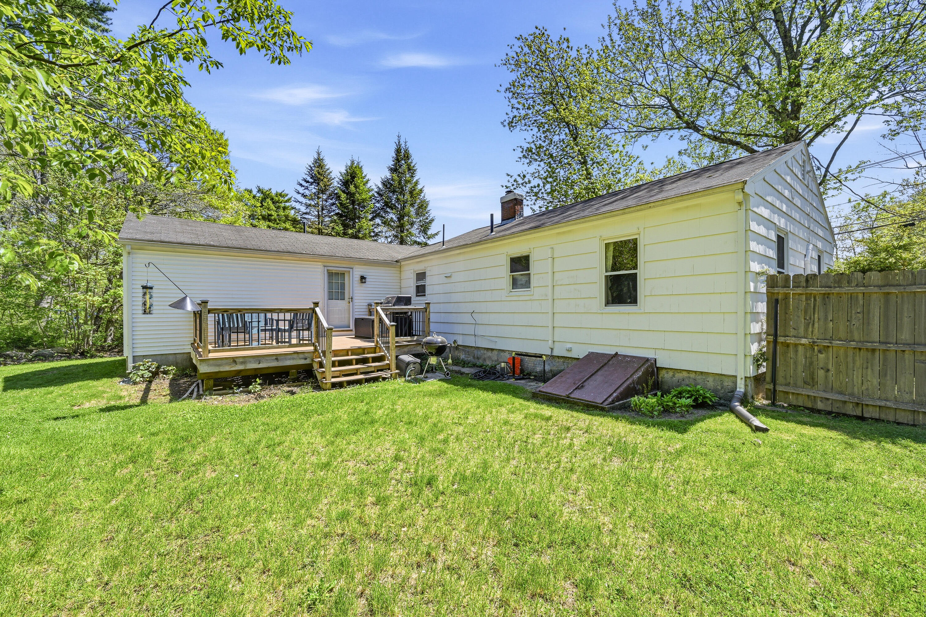 77 Lunt Road Falmouth ME 04105