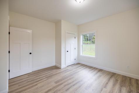 6 Denise Street Lewiston ME 04240