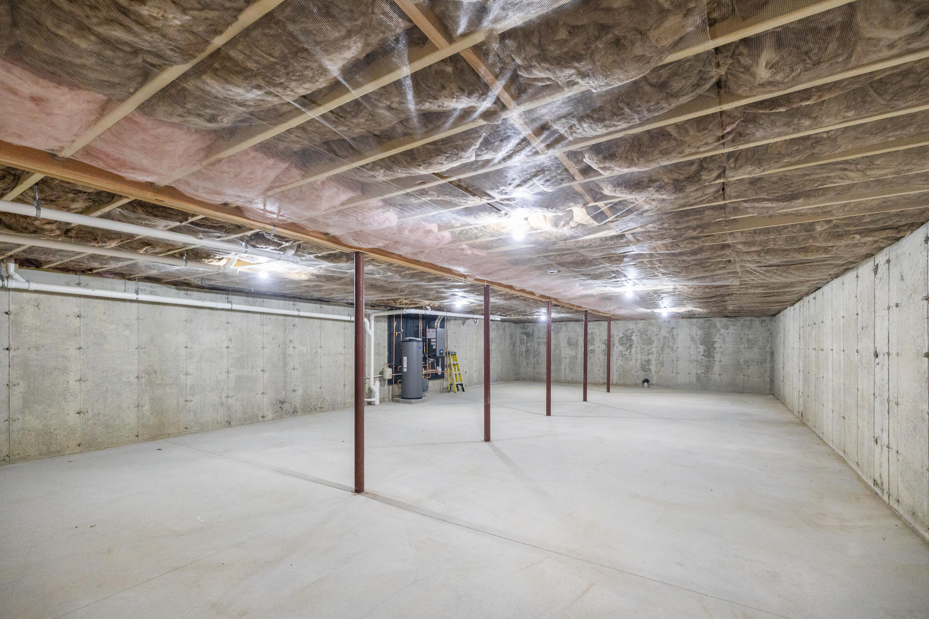 6 Denise Street Lewiston ME 04240