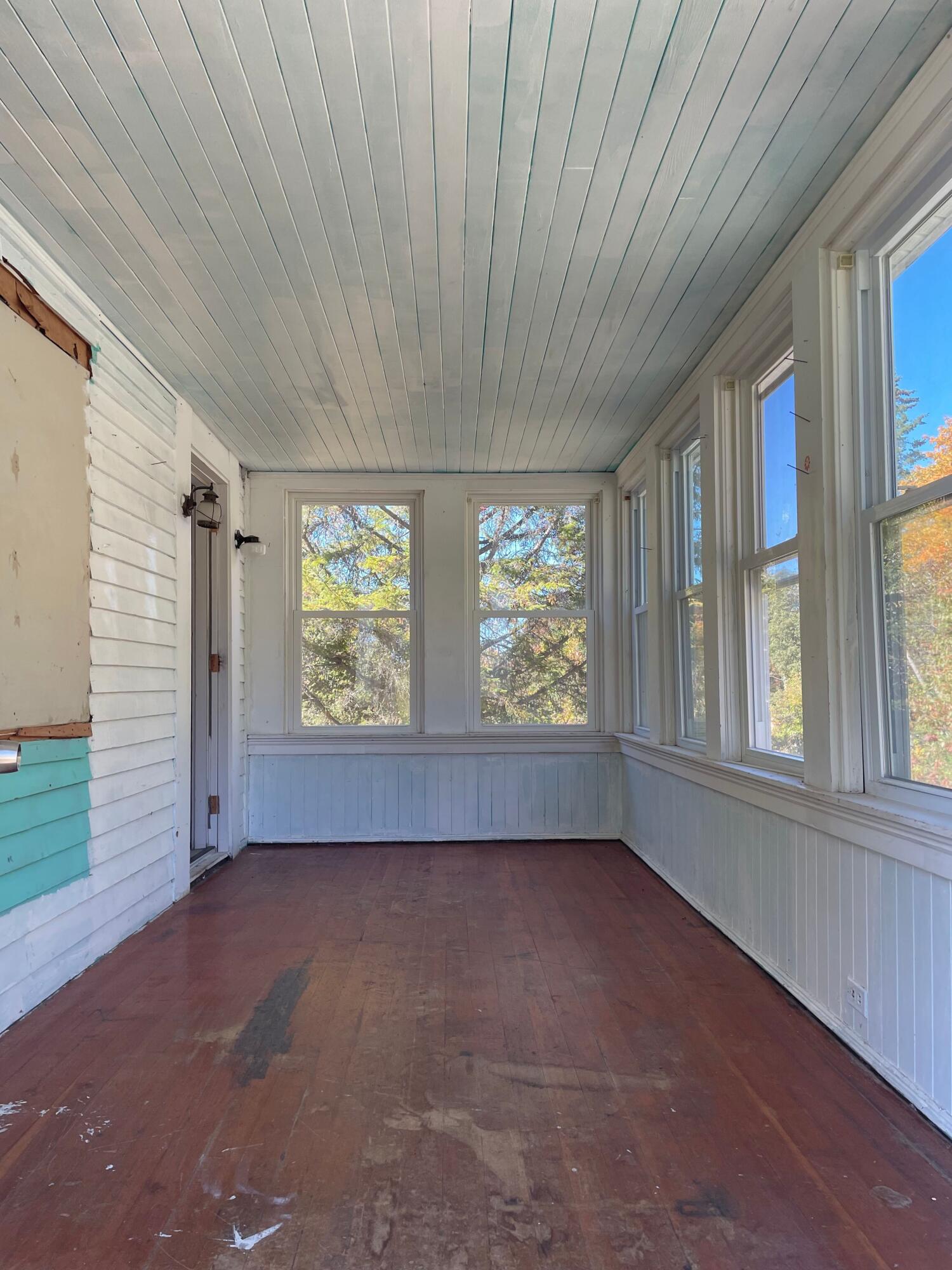 33 Pleasant Street Calais ME 04619