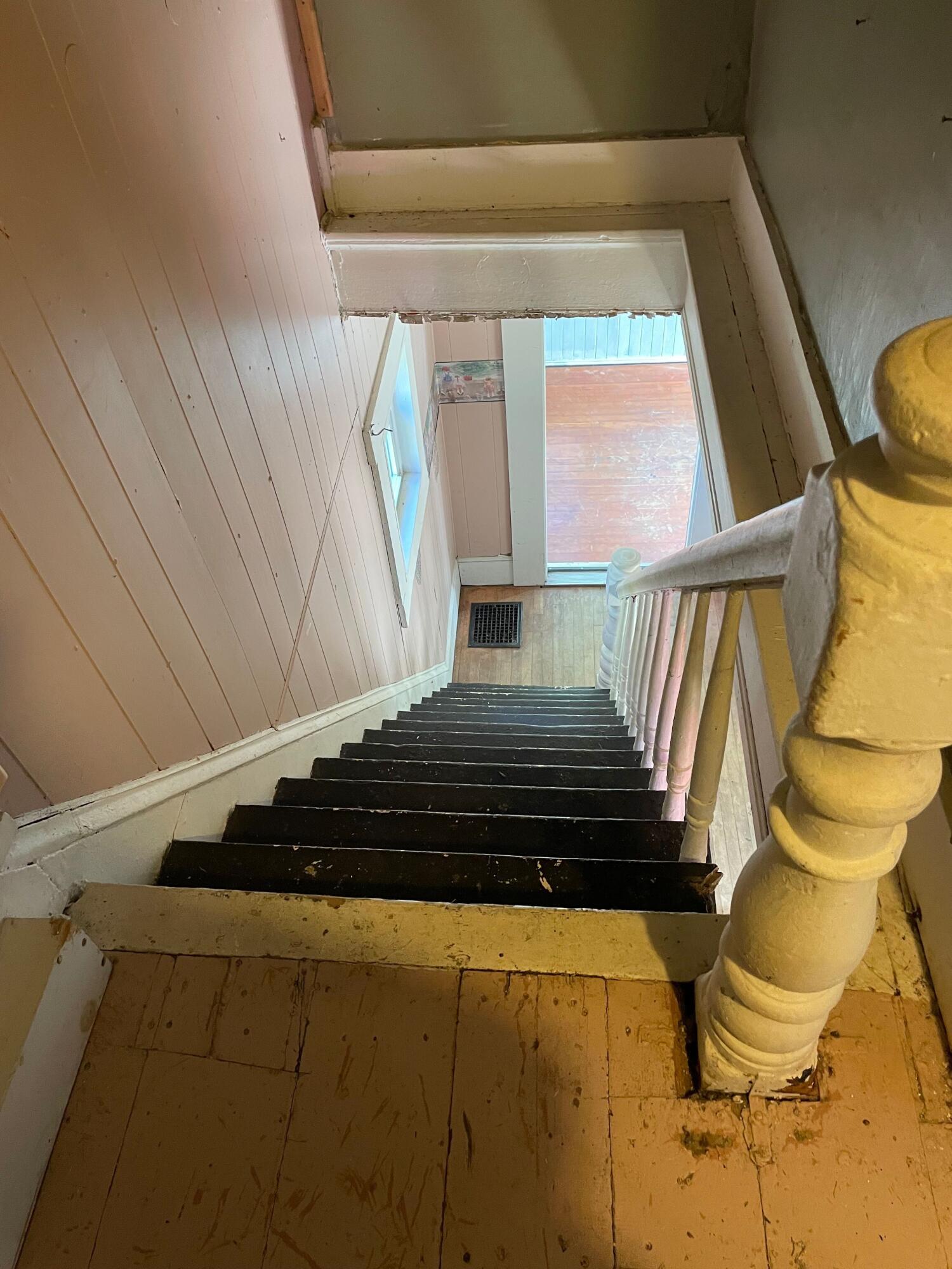 33 Pleasant Street Calais ME 04619