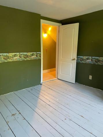 33 Pleasant Street Calais ME 04619