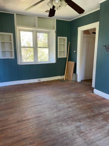 33 Pleasant Street Calais ME 04619