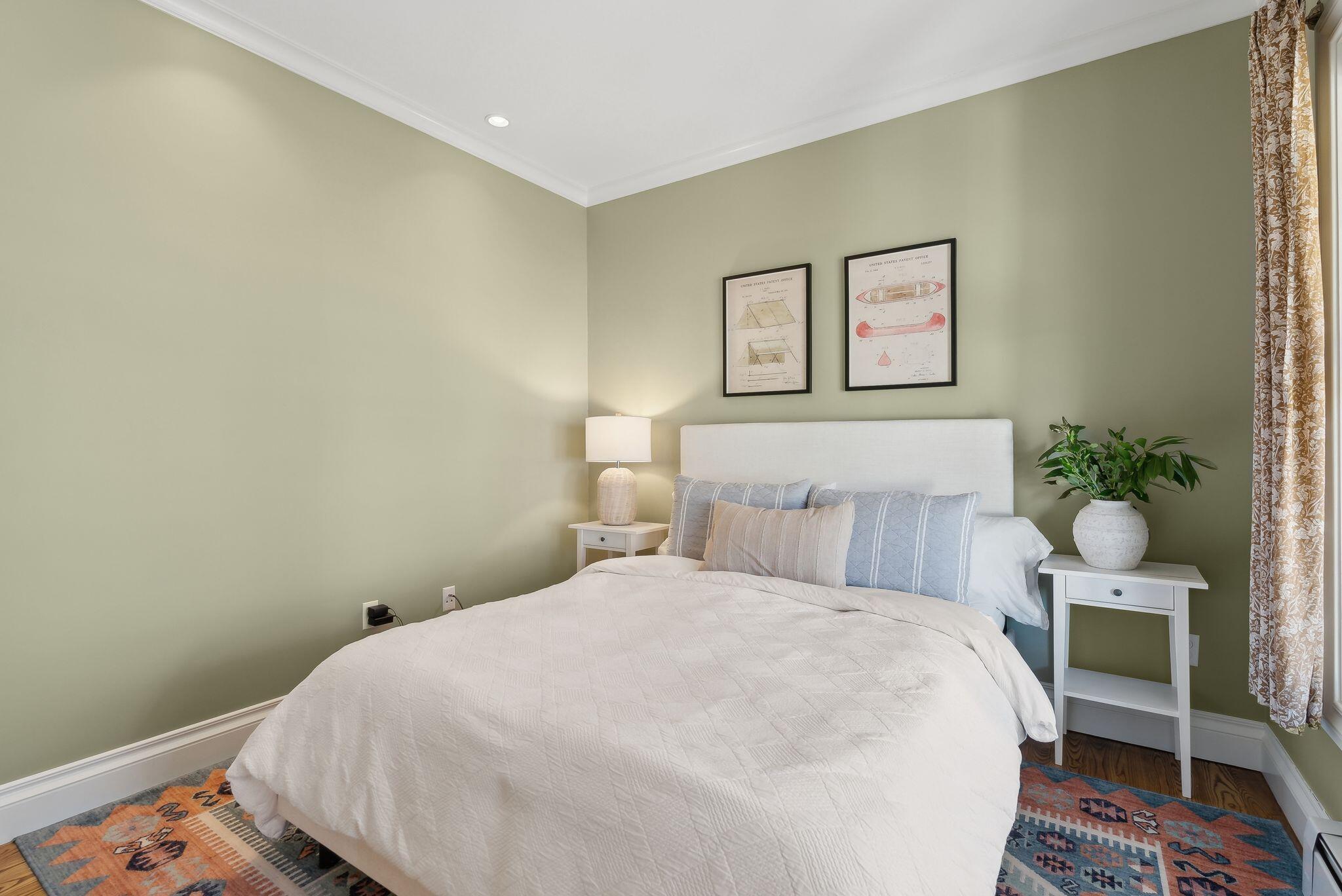 8 Garden Way Falmouth ME 04105