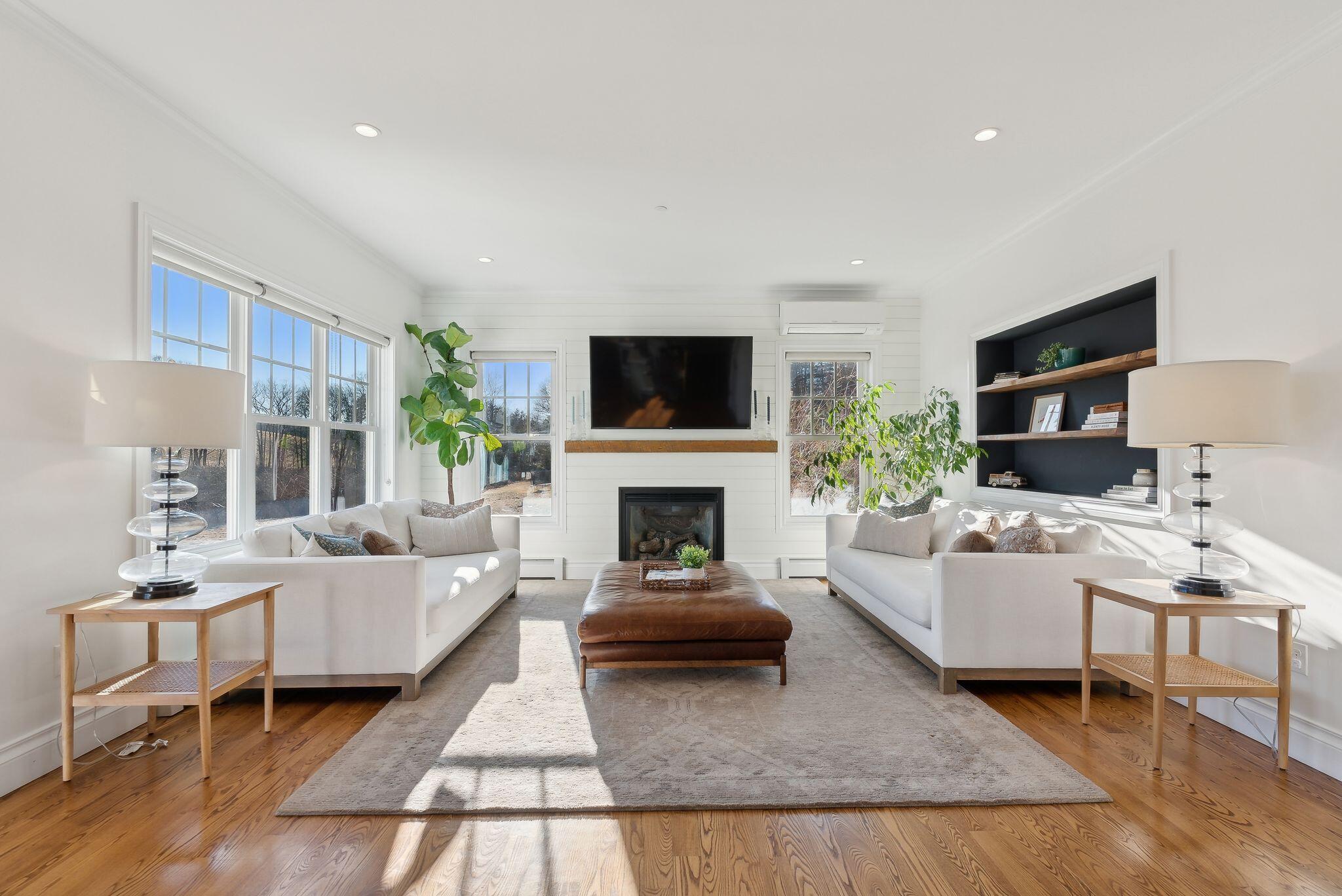 8 Garden Way Falmouth ME 04105