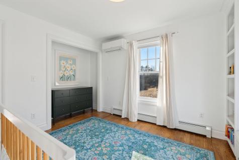 8 Garden Way Falmouth ME 04105