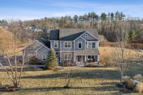 8 Garden Way Falmouth ME 04105