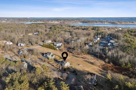 8 Garden Way Falmouth ME 04105