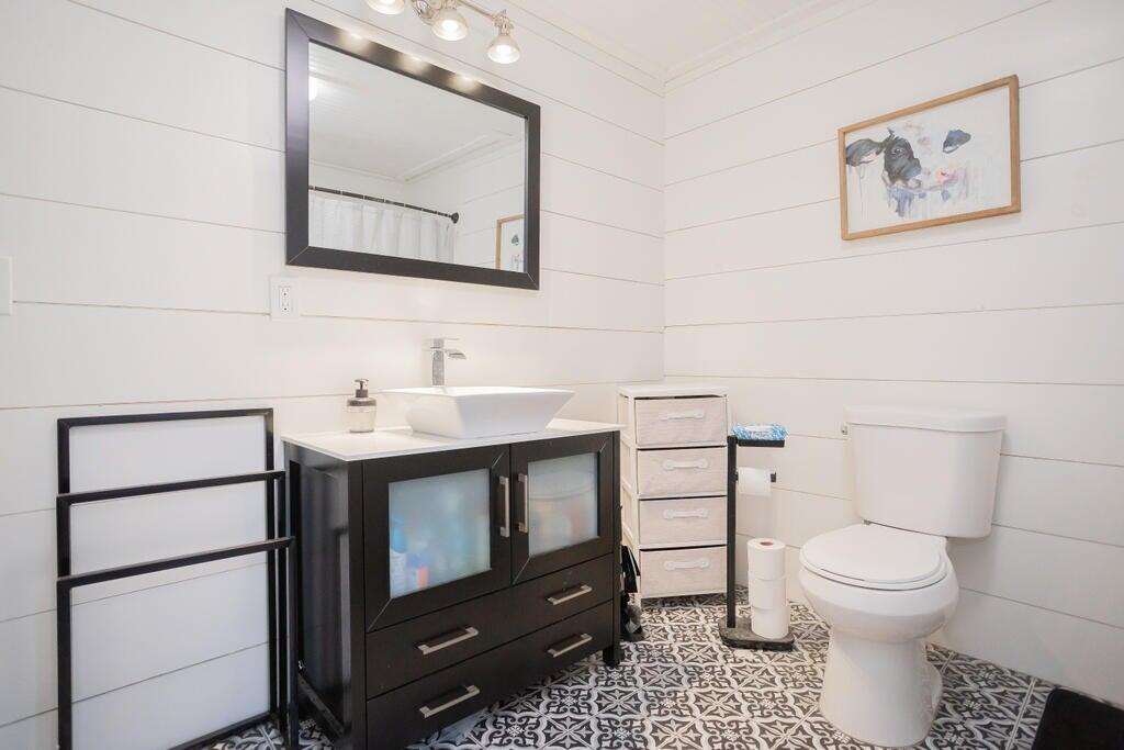 130 Holley Road Farmington ME 04938