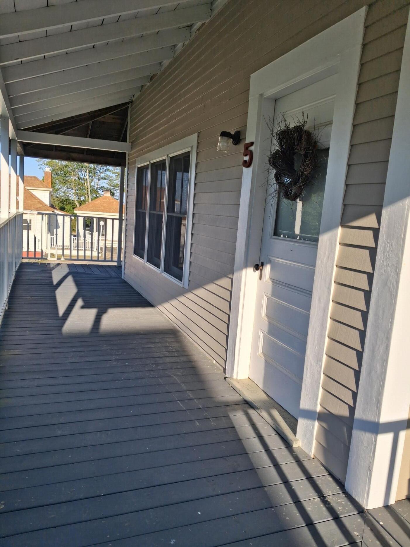 5 Penniman Road Bristol ME 04554