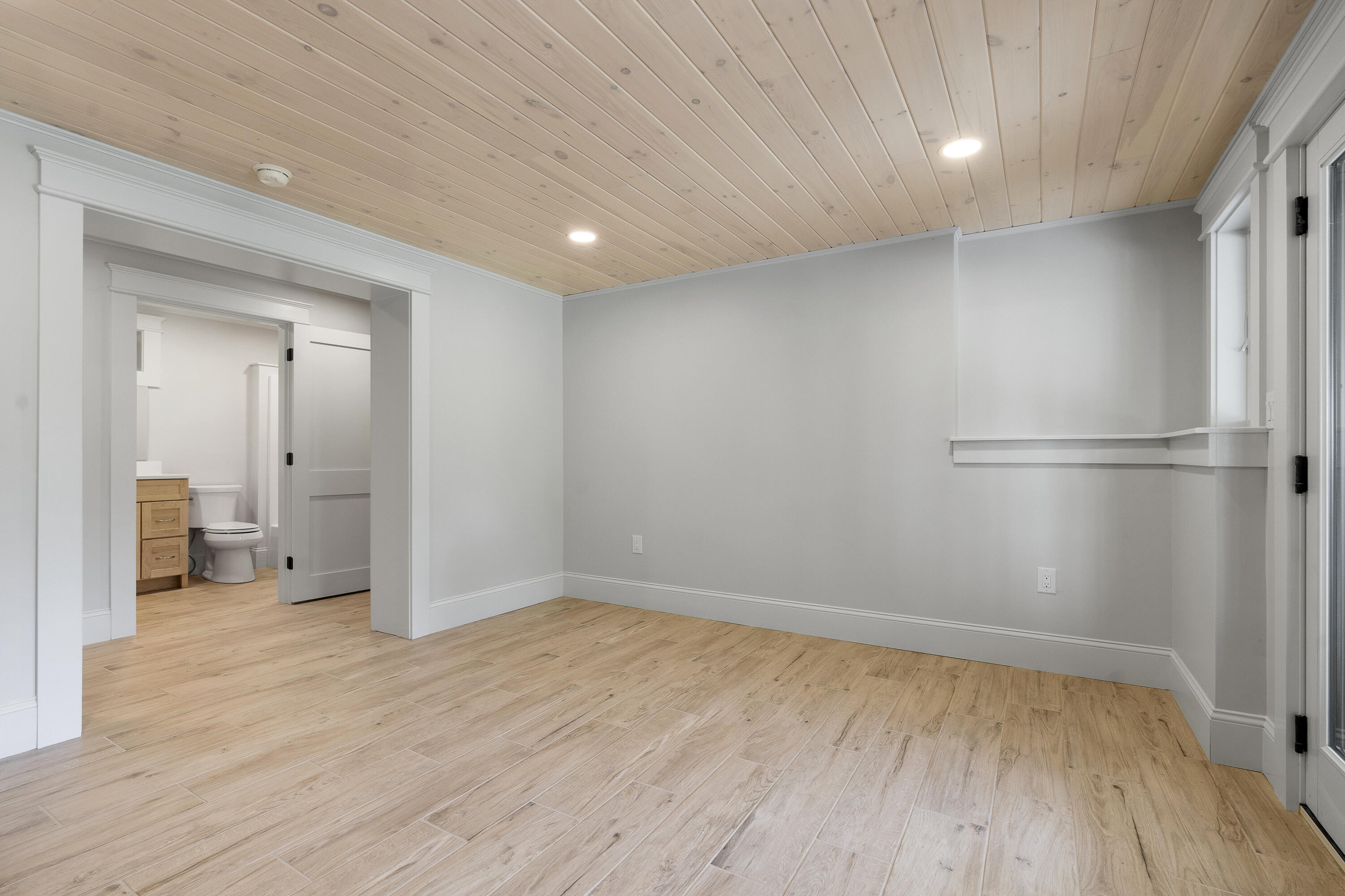 862 W Neck Road Nobleboro ME 04555