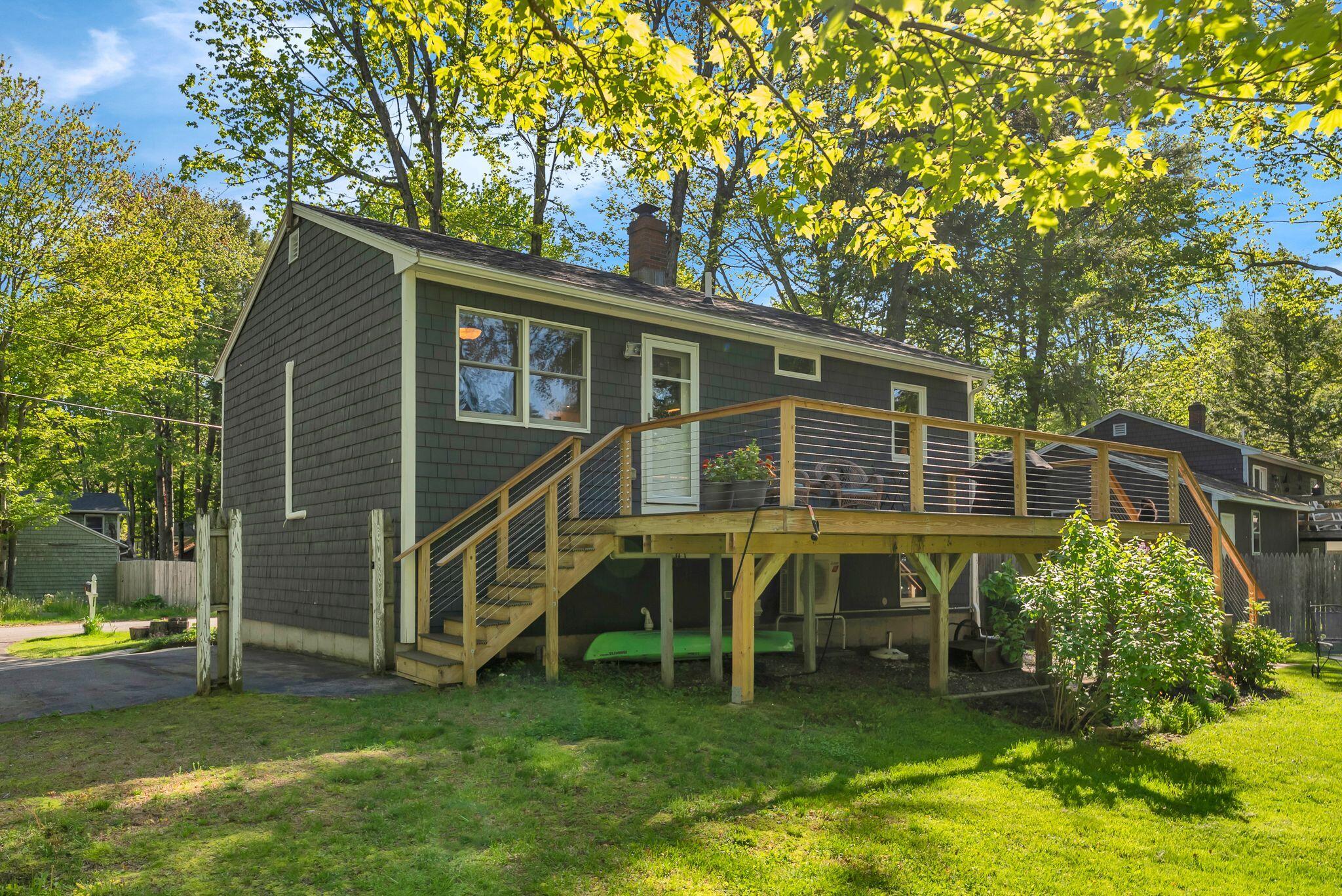 12 Wood Avenue Topsham ME 04086