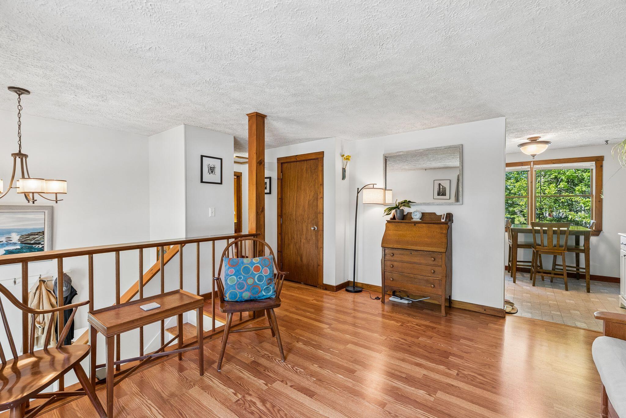 12 Wood Avenue Topsham ME 04086