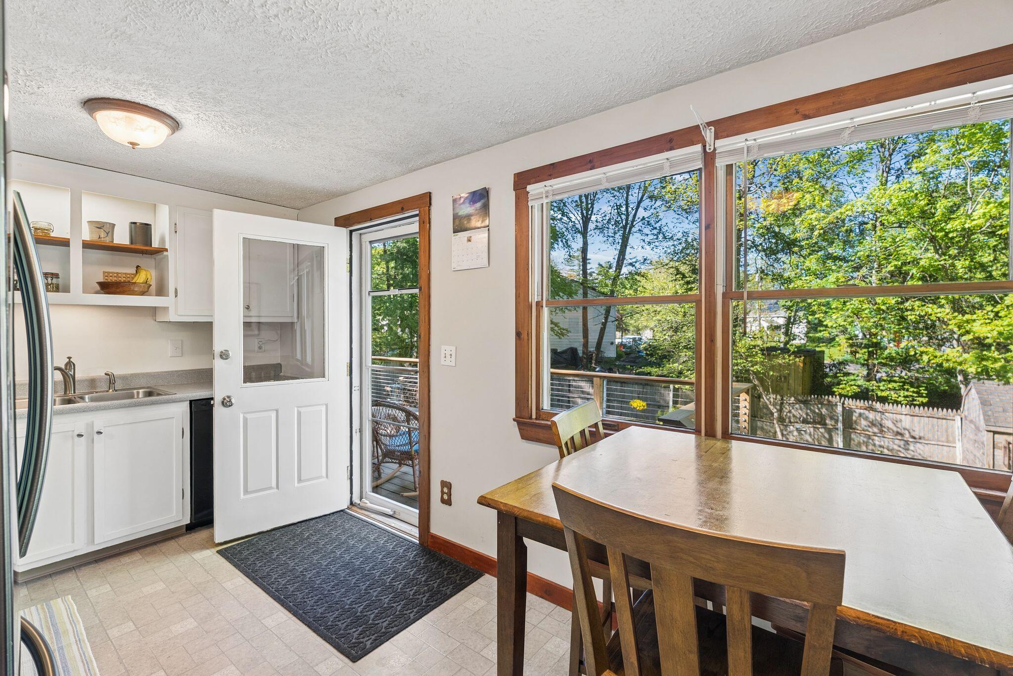 12 Wood Avenue Topsham ME 04086