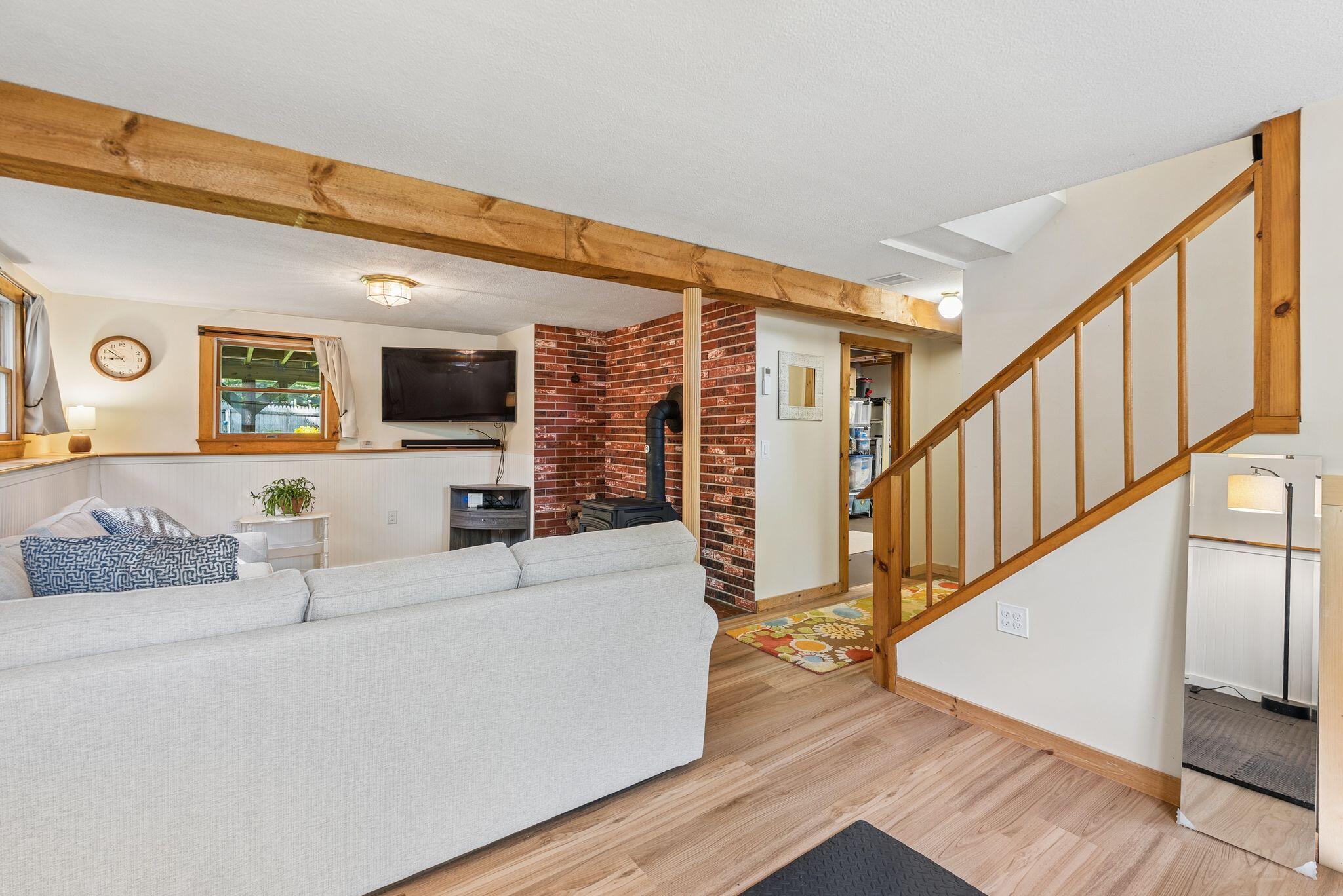 12 Wood Avenue Topsham ME 04086