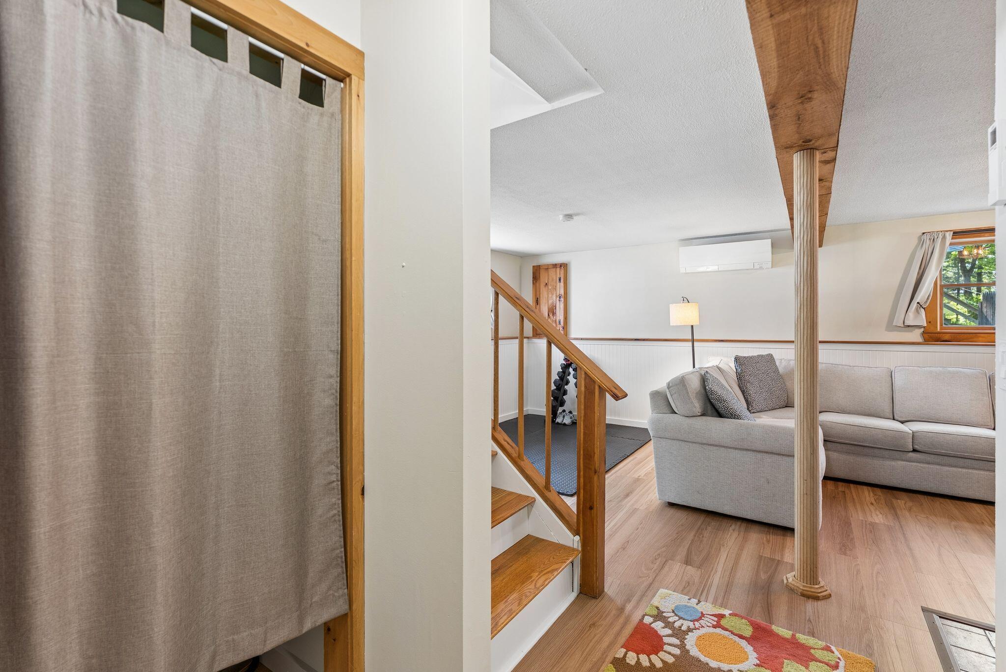 12 Wood Avenue Topsham ME 04086