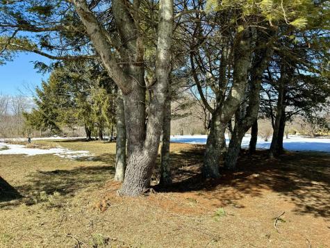 133 Cemetery Road Monmouth ME 04259