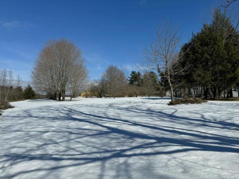 133 Cemetery Road Monmouth ME 04259