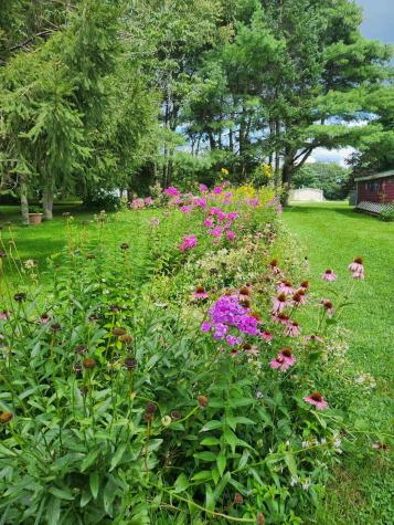 133 Cemetery Road Monmouth ME 04259