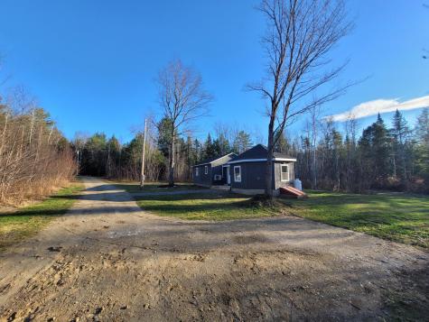 85 Smith Road Hudson ME 04449