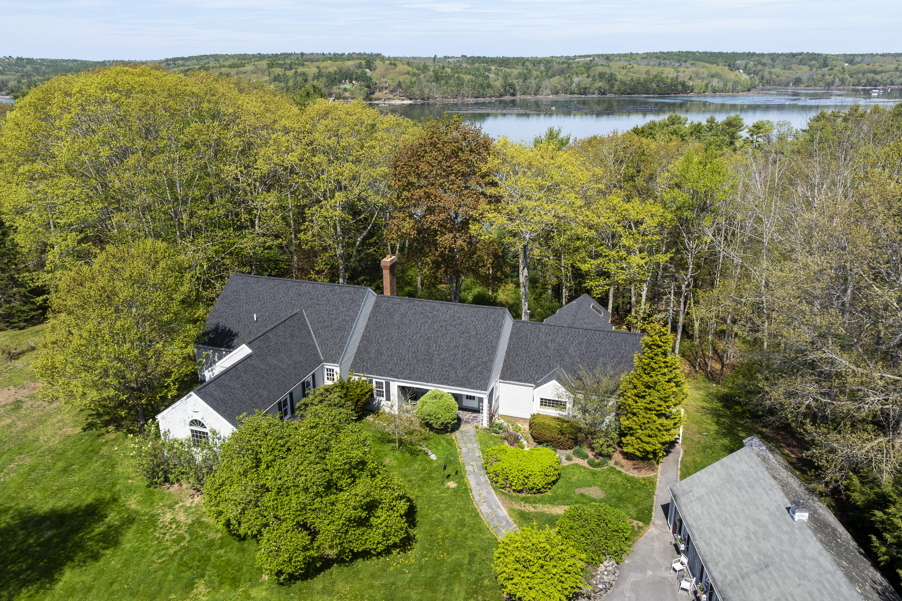 31 Woodward Farm Road Bristol ME 04539