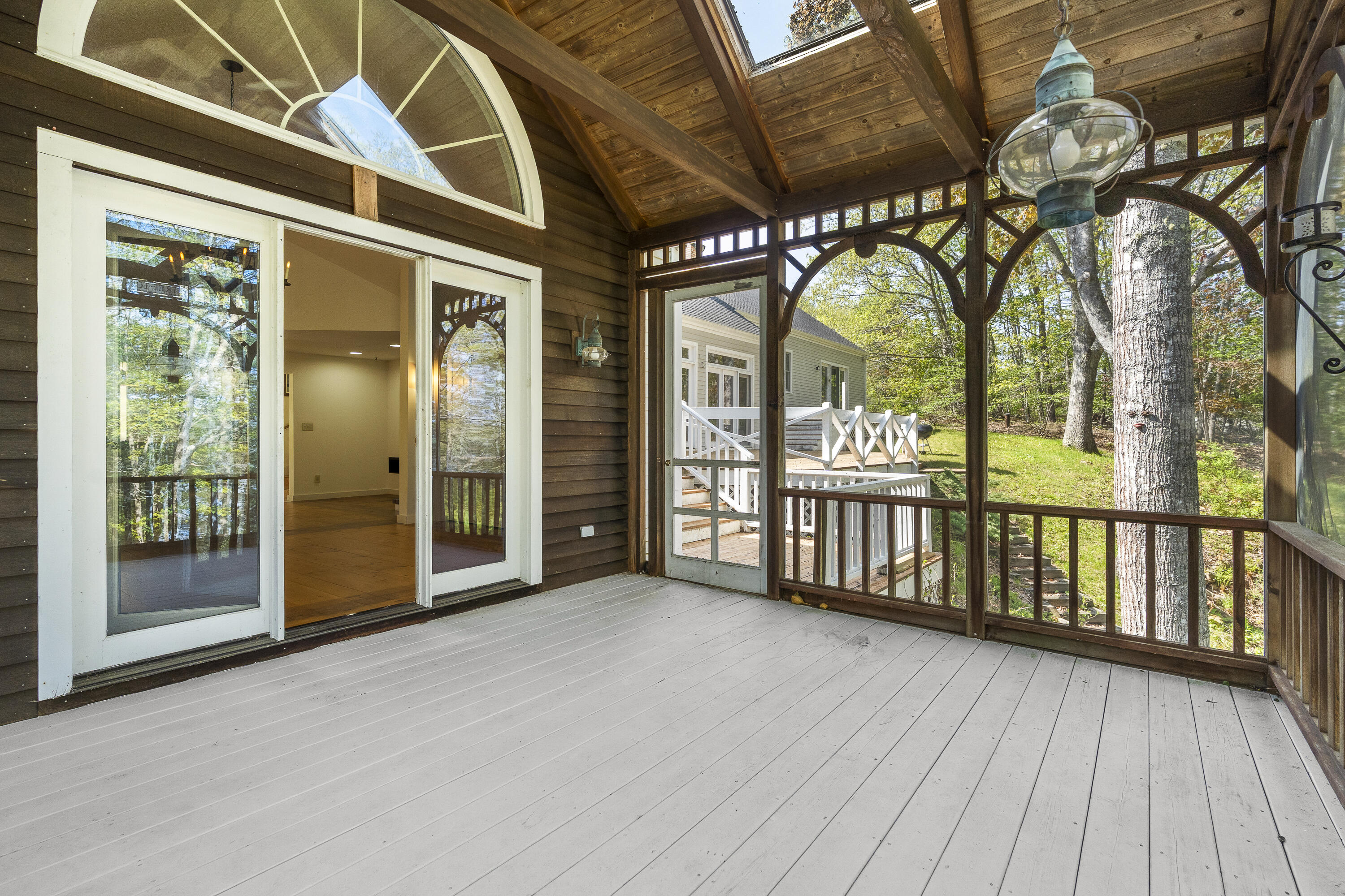 31 Woodward Farm Road Bristol ME 04539
