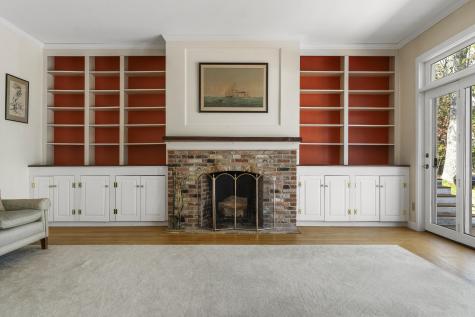 31 Woodward Farm Road Bristol ME 04539